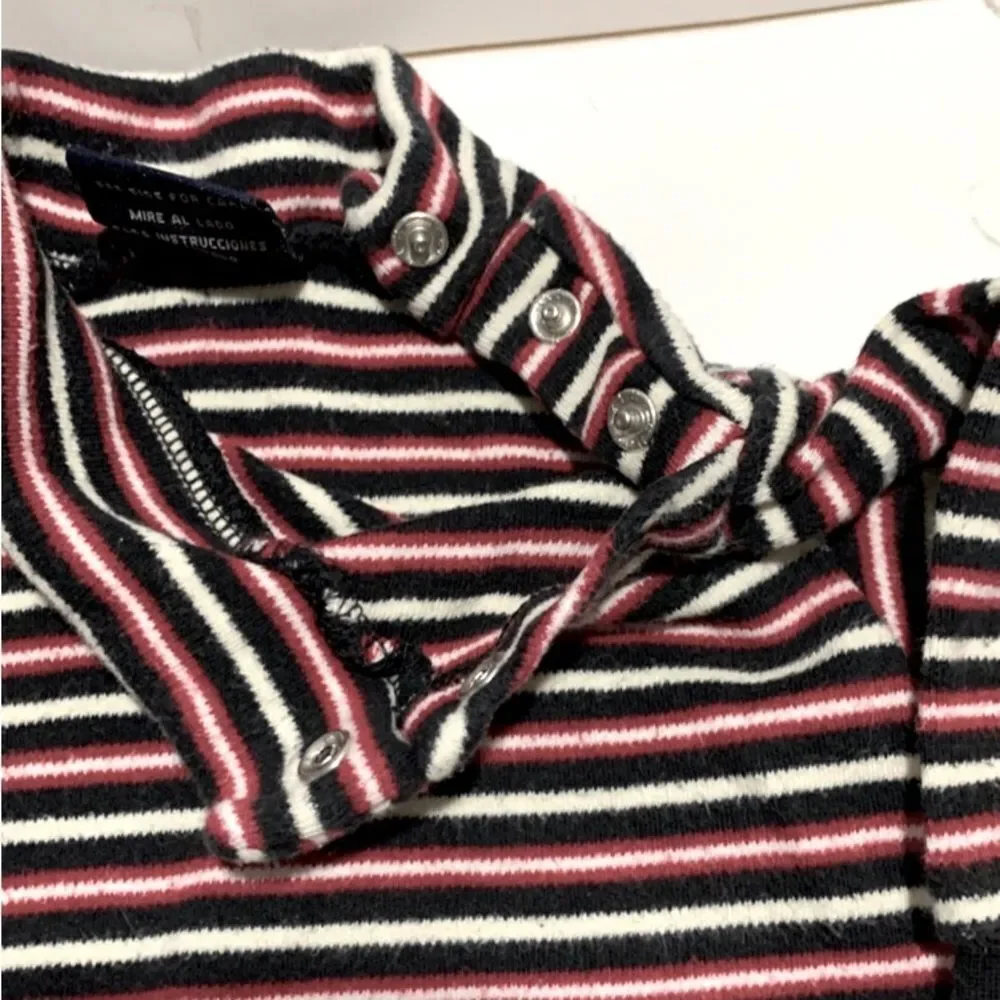 The Children’s Place | Unisex Boys Girls Red Black Striped Turtleneck Size 6-9M